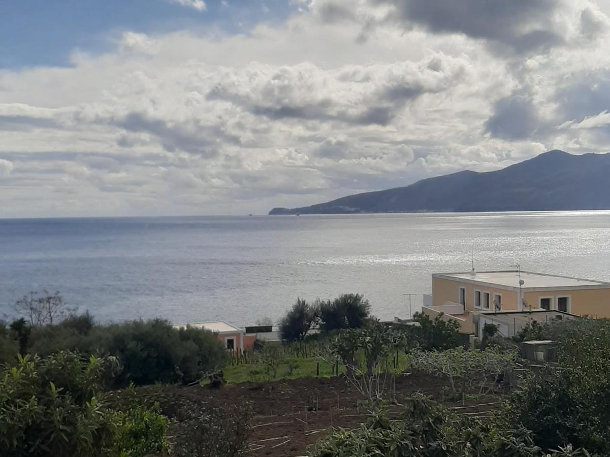 Villa Insolia Santa Marina Salina Exterior photo