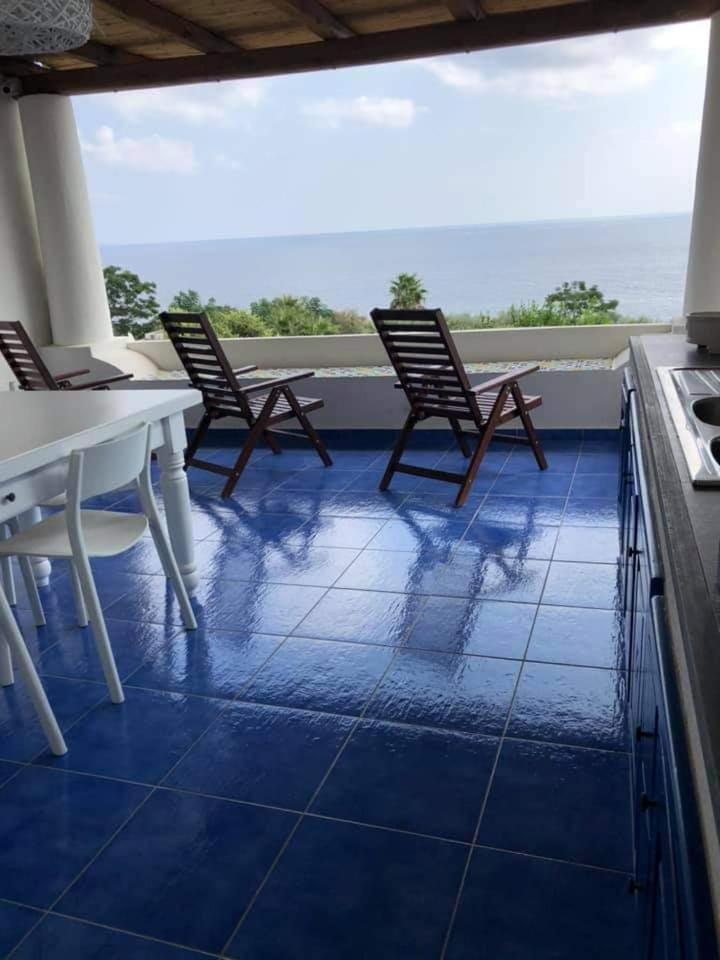 Villa Insolia Santa Marina Salina Room photo